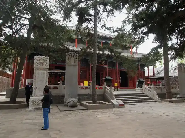 戒坛殿外景