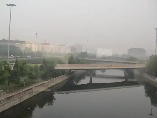 东便门路桥连接北京二环