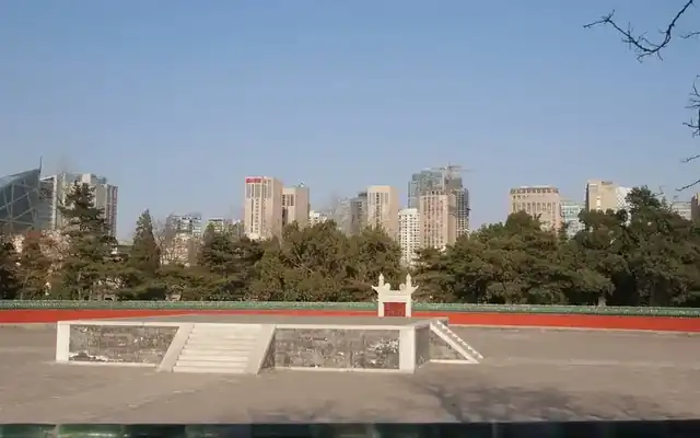 朝日坛一层方台和四面白石阶